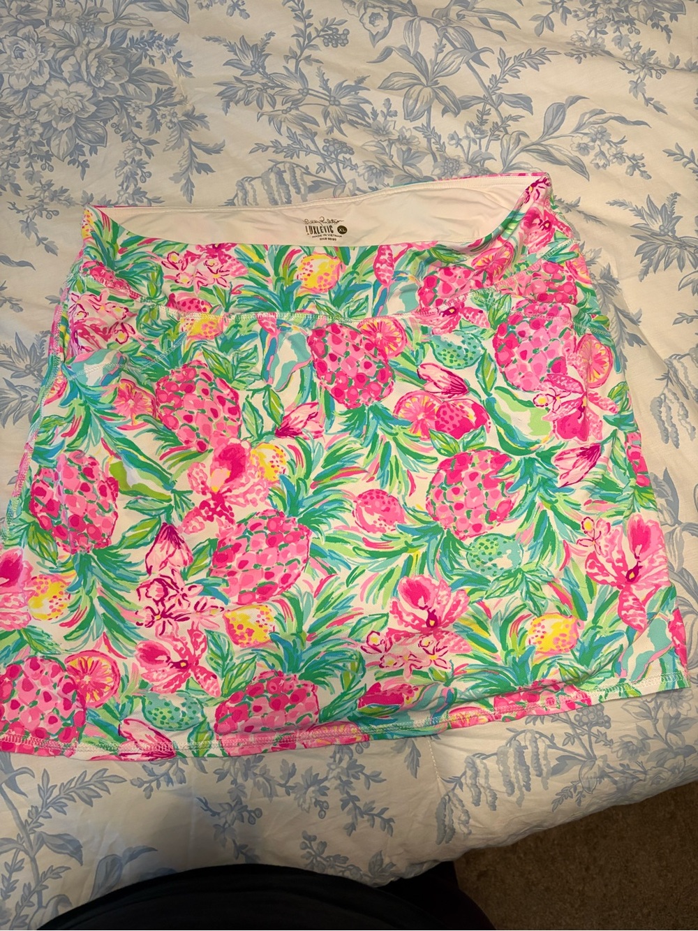 Lilly Pulitzer Luxletic Maryana Skort in Pear Necessities